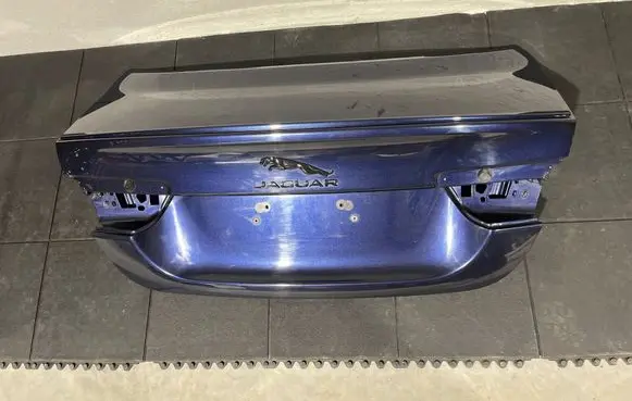 Jaguar XE Tailgate/trunk/boot lid GX7340626AG