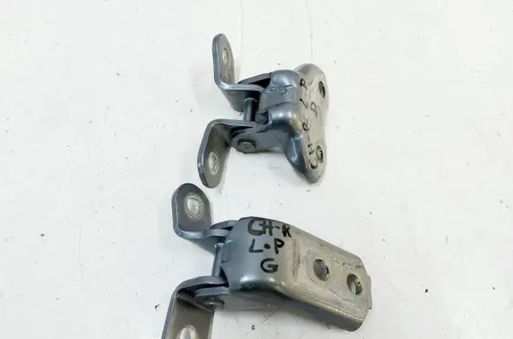 Front door hinge set