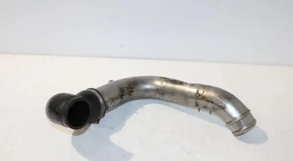 Audi TT Mk1 Intercooler hose/pipe 06A145832C