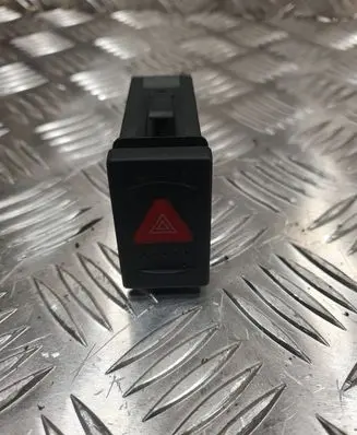 Volkswagen PASSAT B5.5 Hazard light switch 3B0953235D
