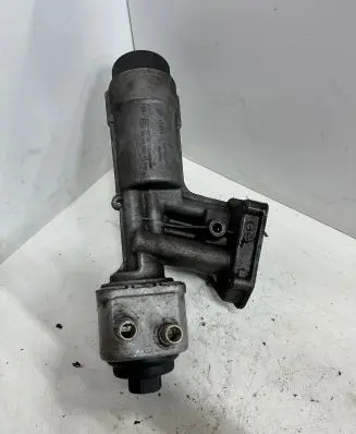 Volkswagen PASSAT B5.5 Oil filter cover 038115389