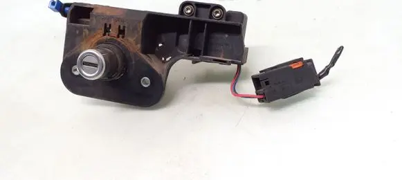 Opel Corsa C Tailgate exterior lock 90534783 09183495