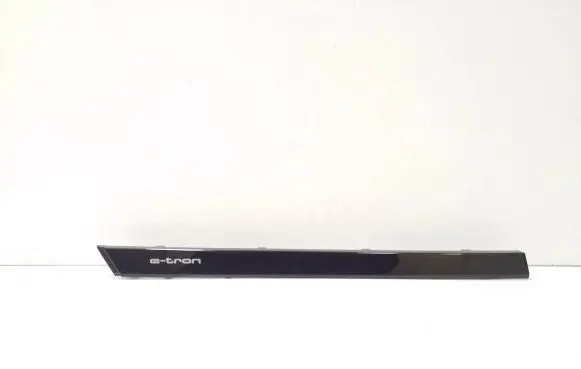 Audi e-tron Dashboard glove box trim 4KL857186