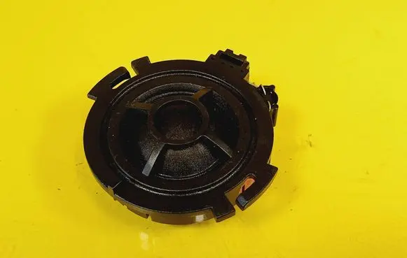 Audi A6 S6 C6 4F Front door high frequency speaker 4F0035399A