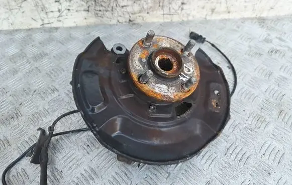 MG ZS Front wheel hub 