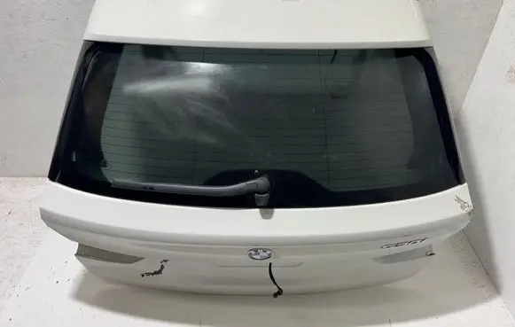 BMW 5 G30 G31 G38 Tailgate/trunk/boot lid 7390361