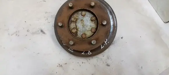 Iveco Daily 3rd gen Front wheel hub spindle knuckle