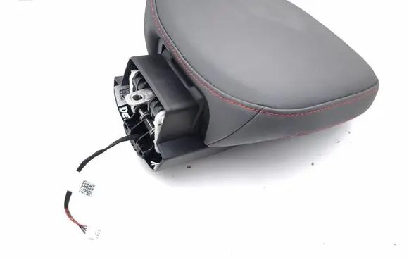Mercedes-Benz EQE v295 Front seat headrest