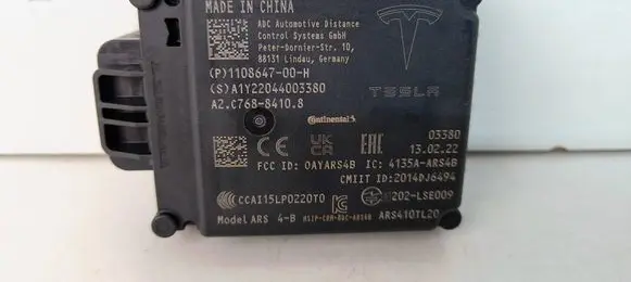 Tesla Model S Distronic sensor radar 1108647-00-H