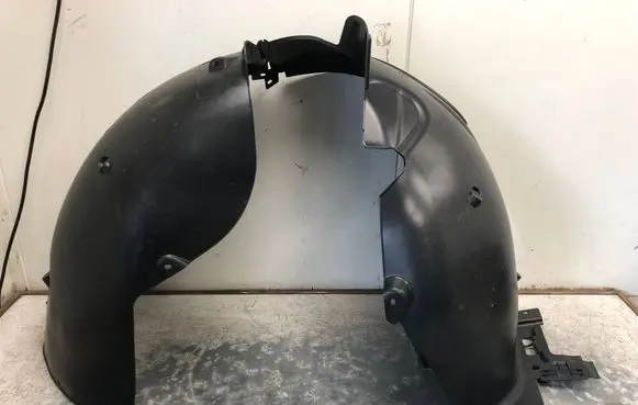 Audi Q2 - Front wheel arch liner splash guards 81M821172BILI 81M821172