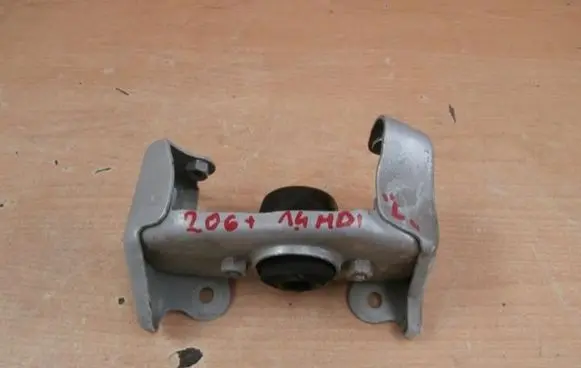 Peugeot 206 Engine mount vacuum valve 