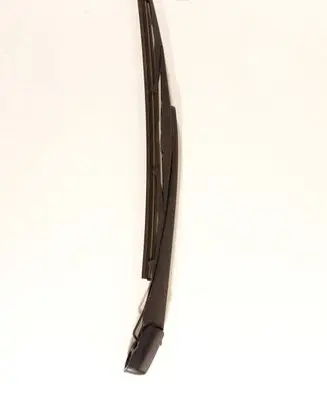Rear wiper blade arm