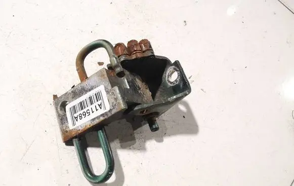 Volkswagen Golf IV Front door upper hinge