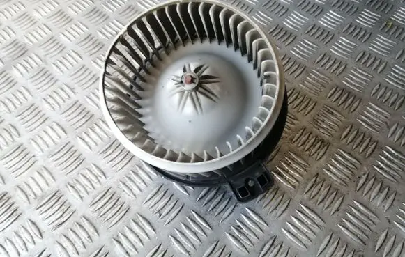 KIA Carnival Heater fan/blower B308830200 F00S33F005