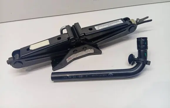 Dacia Sandero II Lift Jack 995501769R
