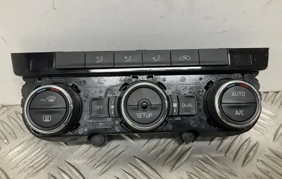 Skoda Octavia Mk3 (5E) Climate control unit 5E0907044K