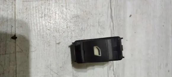 Citroen C4 Cactus Electric window control switch 98044803ZD