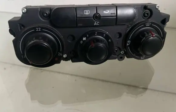 Seat Toledo III (5P) Climate control unit 5P1820045 5HB00872240