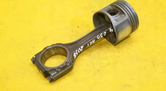 Volkswagen Transporter - Caravelle T4 Piston with connecting rod