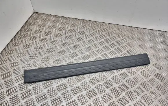 Mercedes-Benz E W212 Front sill trim cover 2126860136