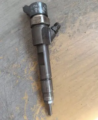 Renault Scenic II - Grand scenic II Fuel injector 0445110110b 8200100272