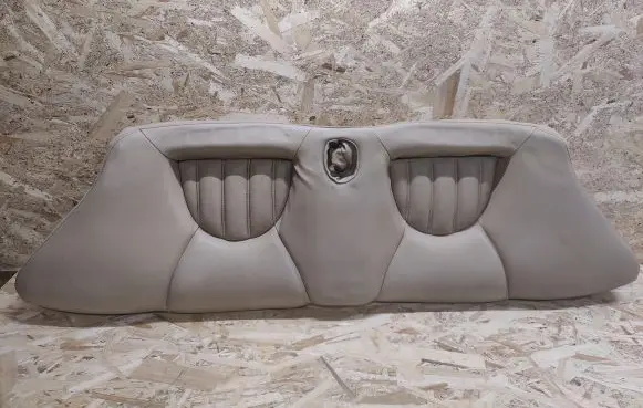 Jaguar XK8 - XKR Rear seat 