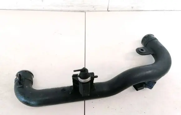 Audi A4 S4 B5 8D Intercooler hose/pipe 8D0145840 8D0145840M