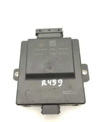 Maserati MC20 Fuel injection pump control unit/module 67015736