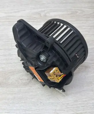 Audi A4 S4 B7 8E 8H Heater fan/blower 8E1820021E 9020016 983692C