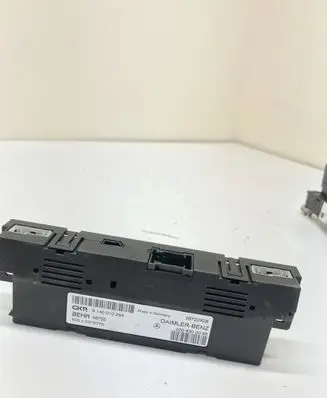 Mercedes-Benz E W212 Other control units/modules 9140010254