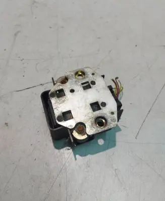 Mercedes-Benz E W210 ESP acceleration yaw rate sensor 0005422481 0265005230 0015404517