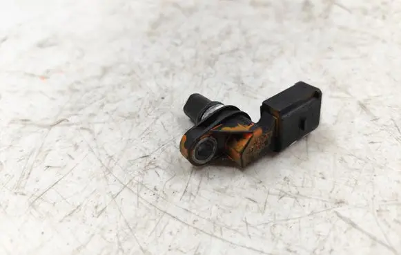 Audi A6 S6 C6 4F Camshaft position sensor 06E905163