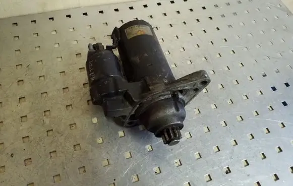 Volkswagen Touran I Starter motor 0986020250