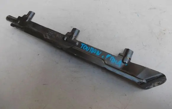 Volkswagen Caddy Front bumper mounting bracket