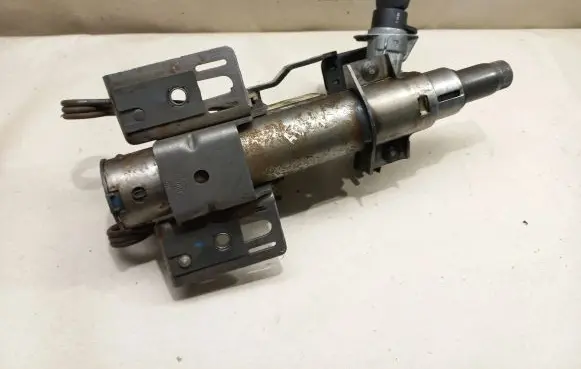 Audi A3 S3 8L Steering wheel axle 8L1419501T