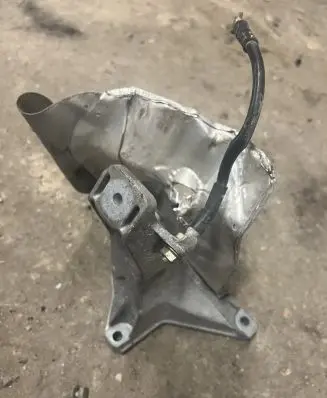 Audi A6 S6 C5 4B Engine mounting bracket 8D0199308M