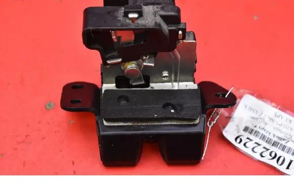 KIA Sportage Tailgate/trunk/boot lock/catch/latch 812303W000