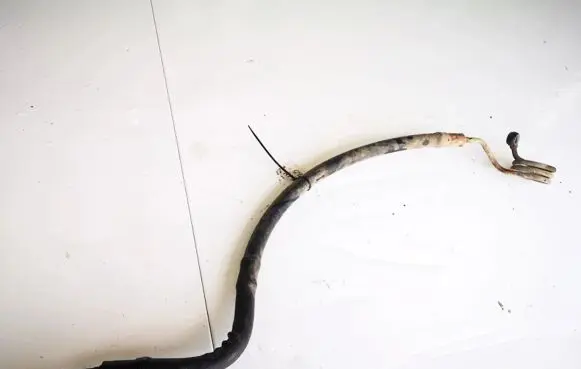 Audi A4 S4 B5 8D Power steering hose/pipe/line