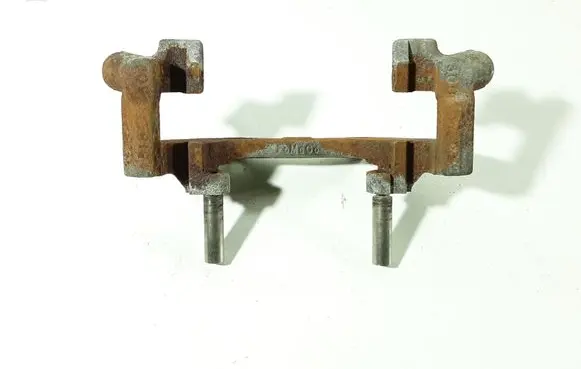 Mazda 3 I Front Brake Caliper Pad/Carrier 