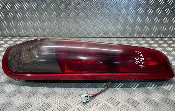 Nissan X-Trail T30 Rear/tail lights