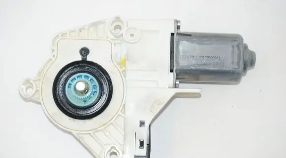 Land Rover Discovery 4 - LR4 Front door window regulator motor AH2215B553AA