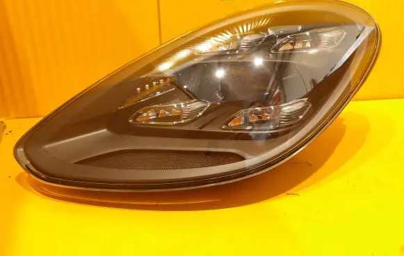Porsche Panamera (971) Headlight/headlamp 971941035J