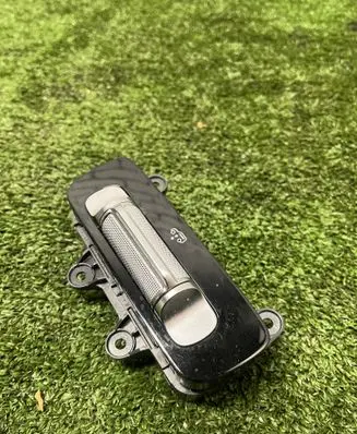 Mercedes-Benz GLE W167 Other switches/knobs/shifts a1679050701