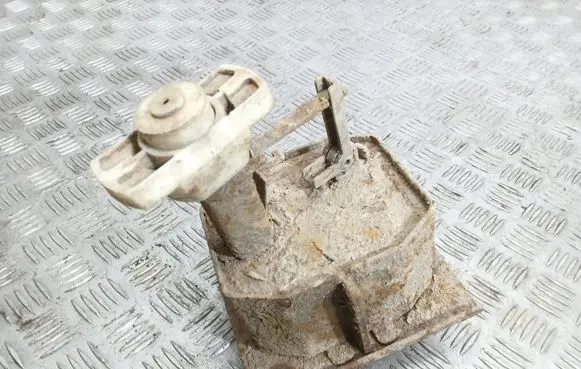 Volkswagen Sharan Spare wheel mounting bracket 