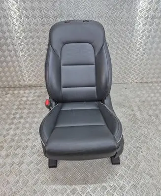 KIA Sportage Front driver seat 