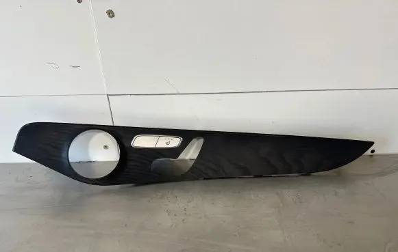 Mercedes-Benz C W205 Trim molding A2057209808 2623479