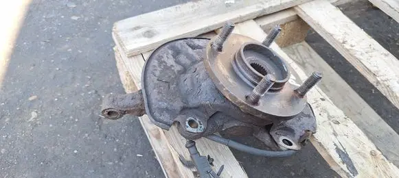 Mitsubishi Colt CZ3 Front wheel hub