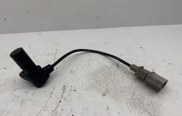 Volkswagen Touareg I Crankshaft position sensor 077905381K 0261210262