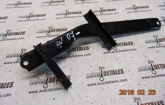 Toyota Avensis T250 Battery bracket 