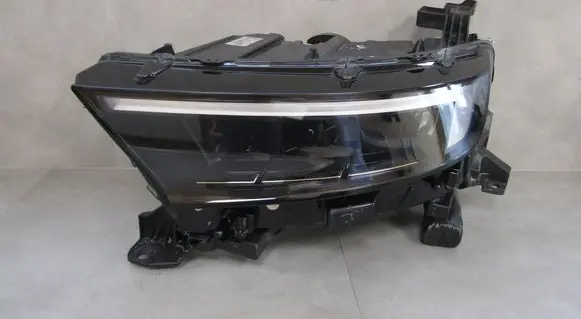 Opel Mokka B Headlight/headlamp 9834008280 368158932 L375759